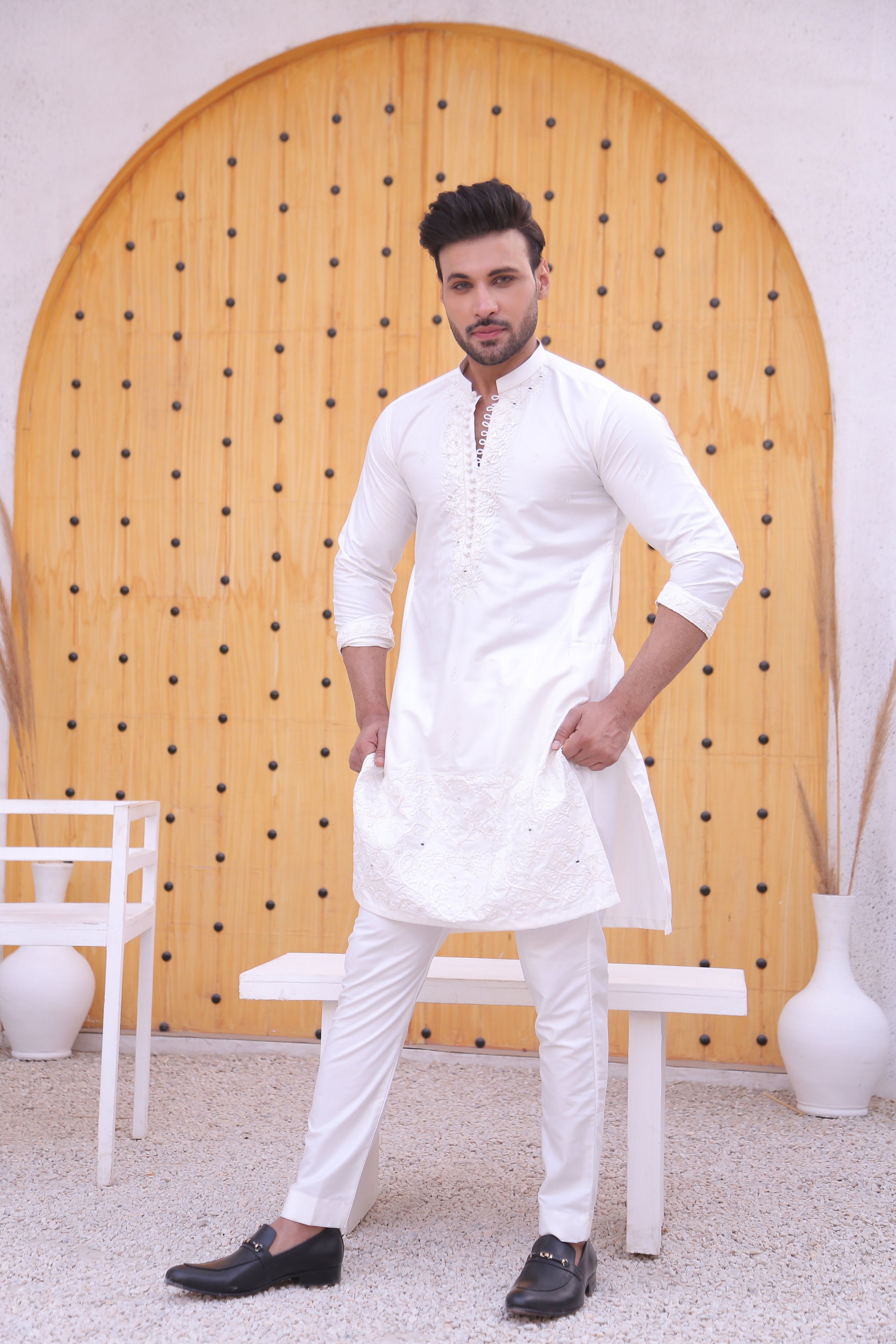 White Color Mirror Work Embroidery Loop Botton Kurta Pajama For Men
