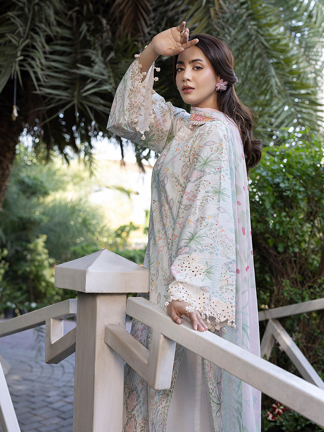 Cloe – Earthy Elegance 3-Piece Unstitched Lawn Suit For Women