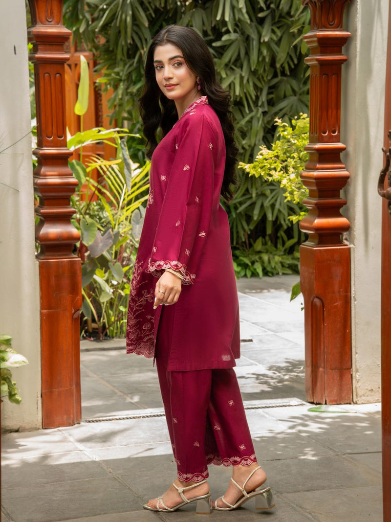 Deep Magenta 2-Piece Embroidered Cambric Suit – Rang-e-Bahar For Women