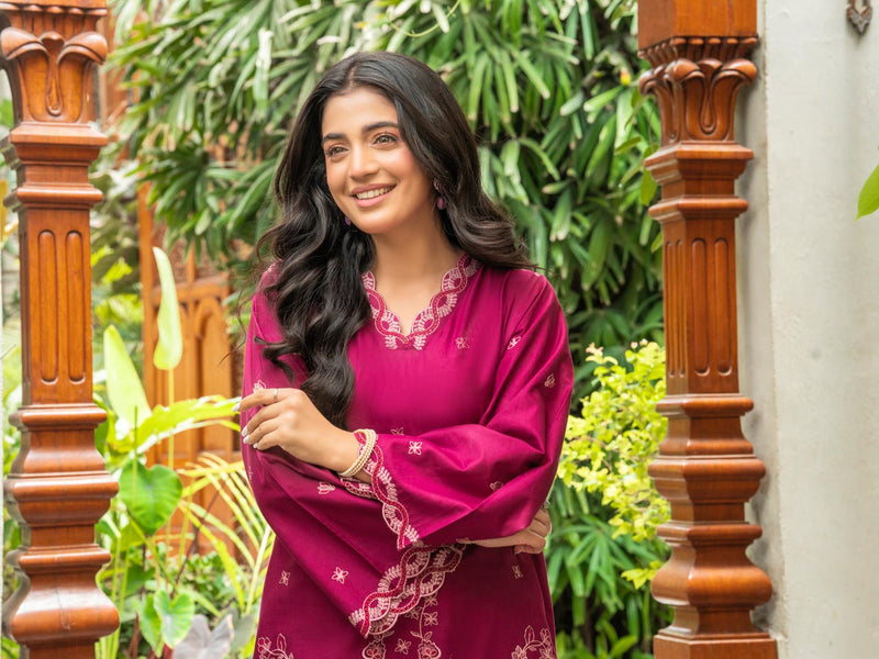 Deep Magenta 2-Piece Embroidered Cambric Suit – Rang-e-Bahar For Women