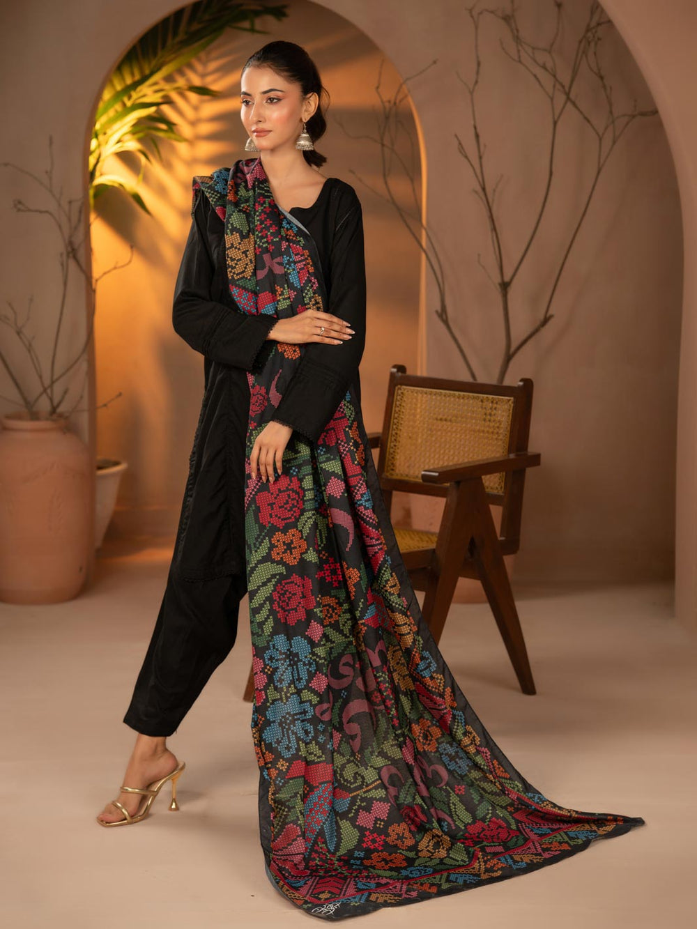 Calligraphed Odhni – Wear the Words For Women