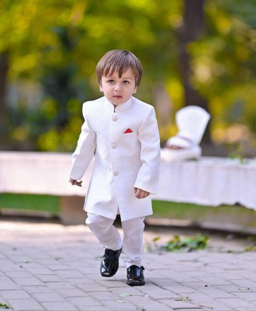 Sophisticated Off-White Sherwani Crafted from Luxurious Jamawar Fabric For Boys