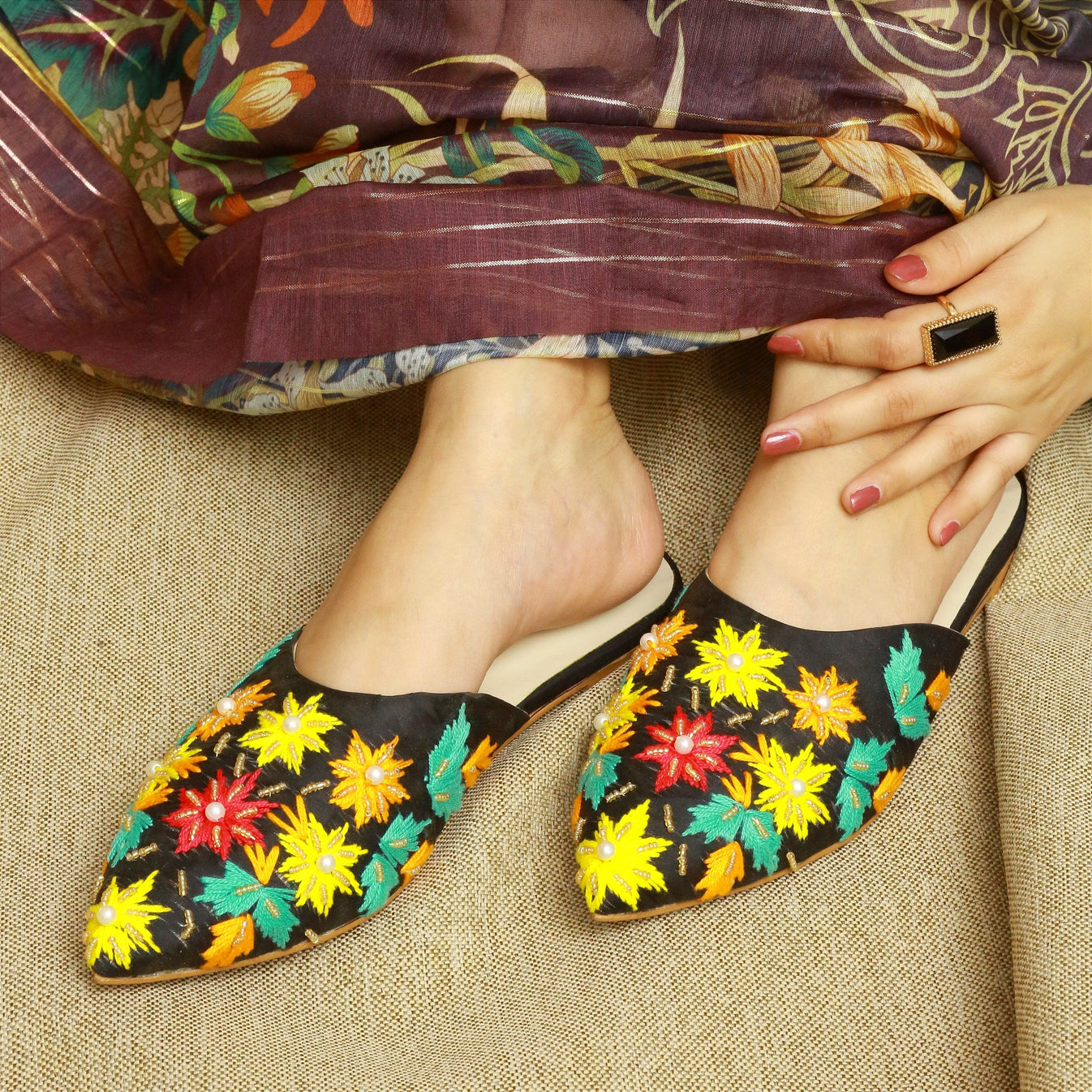 Chic Embroidered Mules – Where Style Meets Art For Women