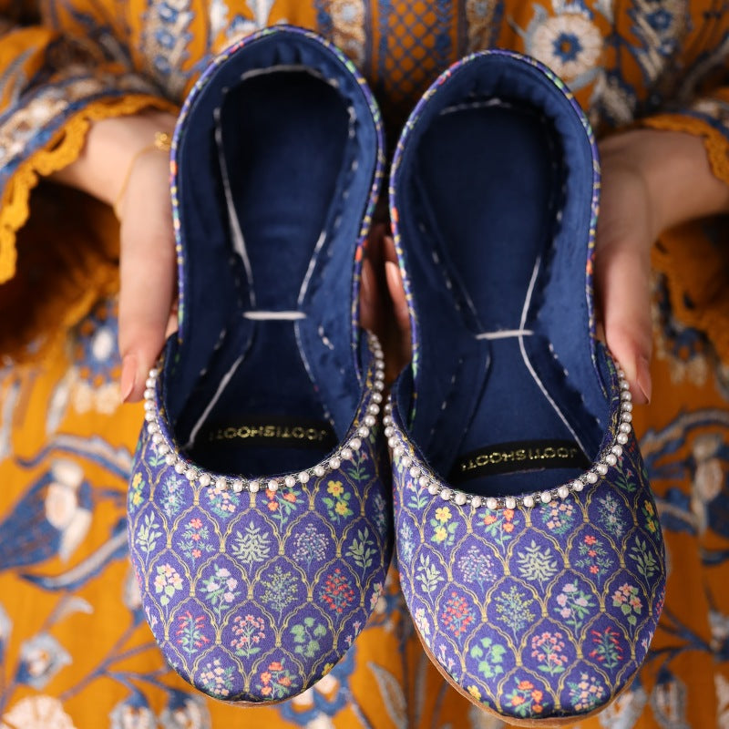 Mehfil – Navy Blue Khussas with Multicolored Print & Bead Detailing For Women