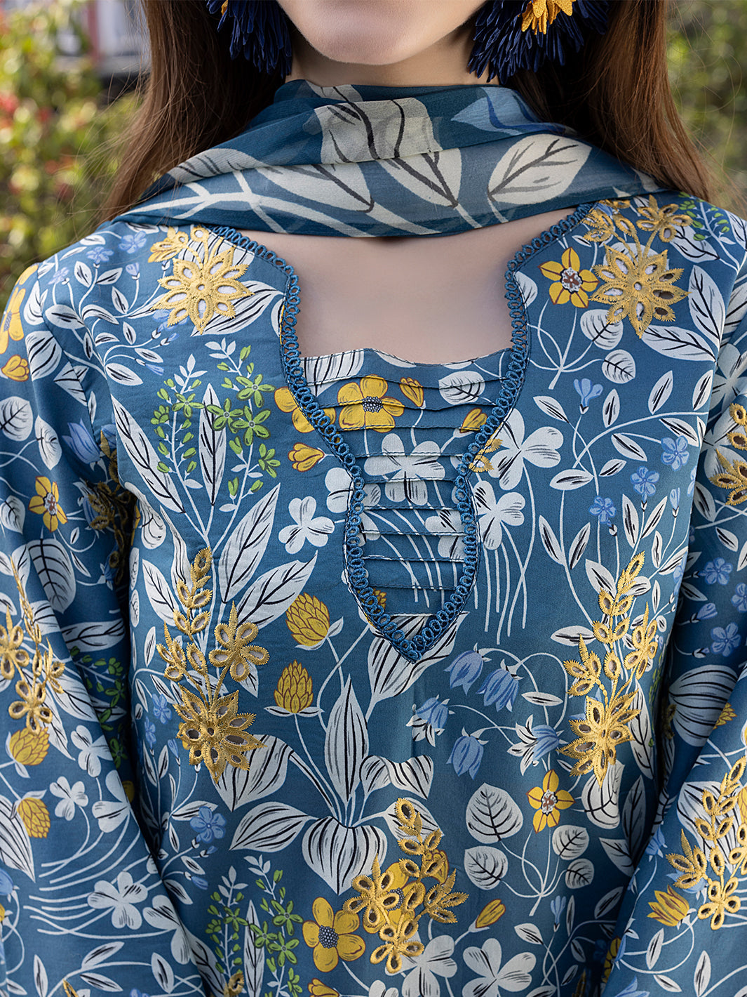 Rosy – Soft Pink Floral 3-Piece Unstitched Lawn Suit For Women