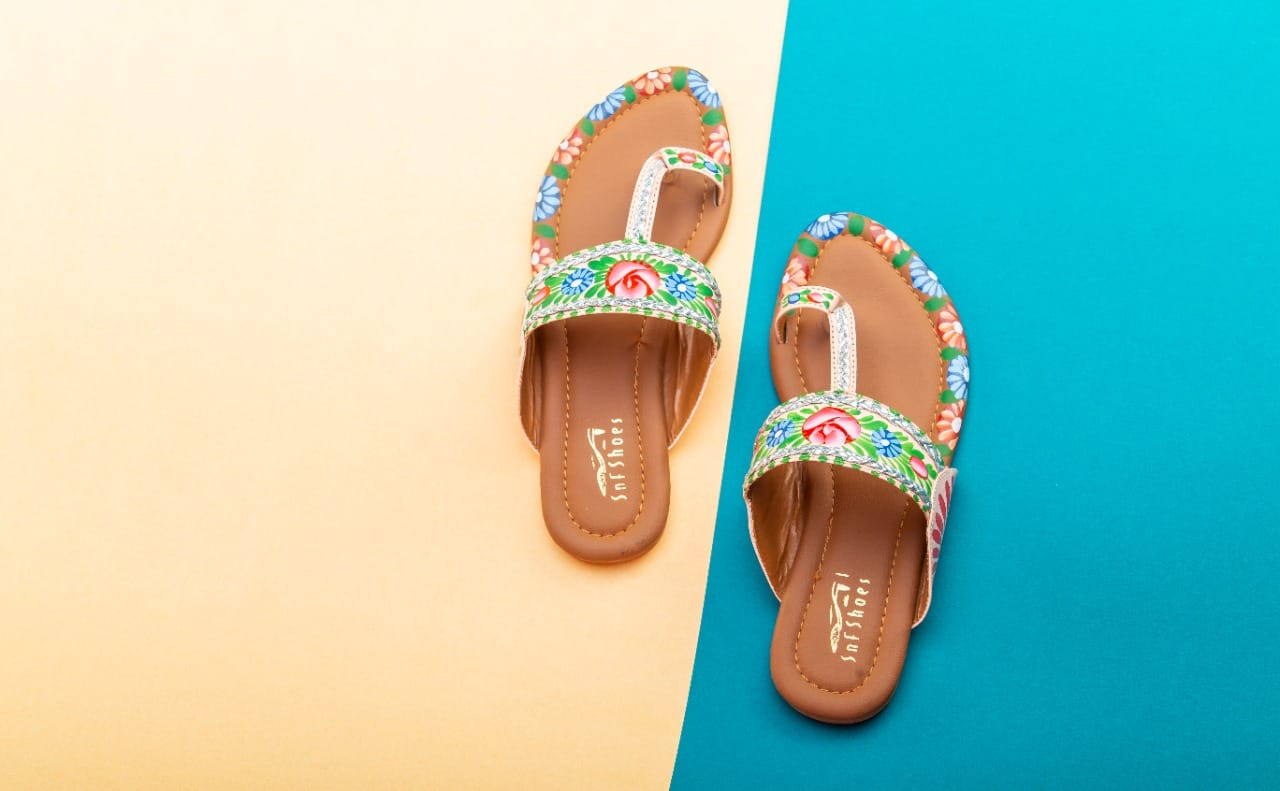 Light Pink Hand-Painted Kolapuri – Soft & Stylish For Women