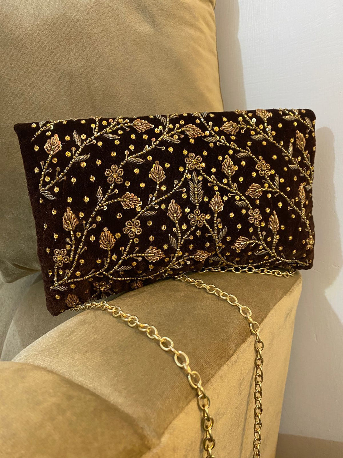 Velvet Elegance – A Showstopper Batwa For Bridal/Wedding