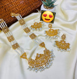 Kundan Mala Set: Sophisticated Jewelry in Ferozi, Golden, Black, Pearl, Green