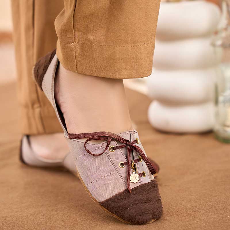 Beige & Brown Vintage Lace-Up Brogues For Women