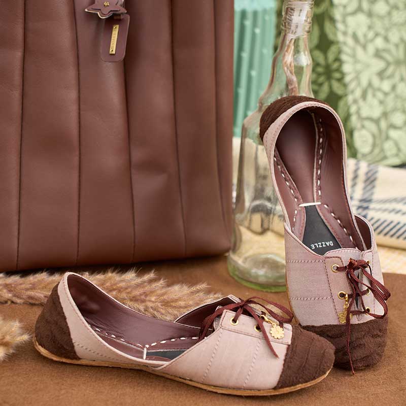 Beige & Brown Vintage Lace-Up Brogues For Women