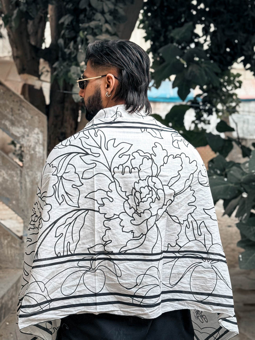 White Calligraphed Stole for Men with Letter-Writing Kit For Men