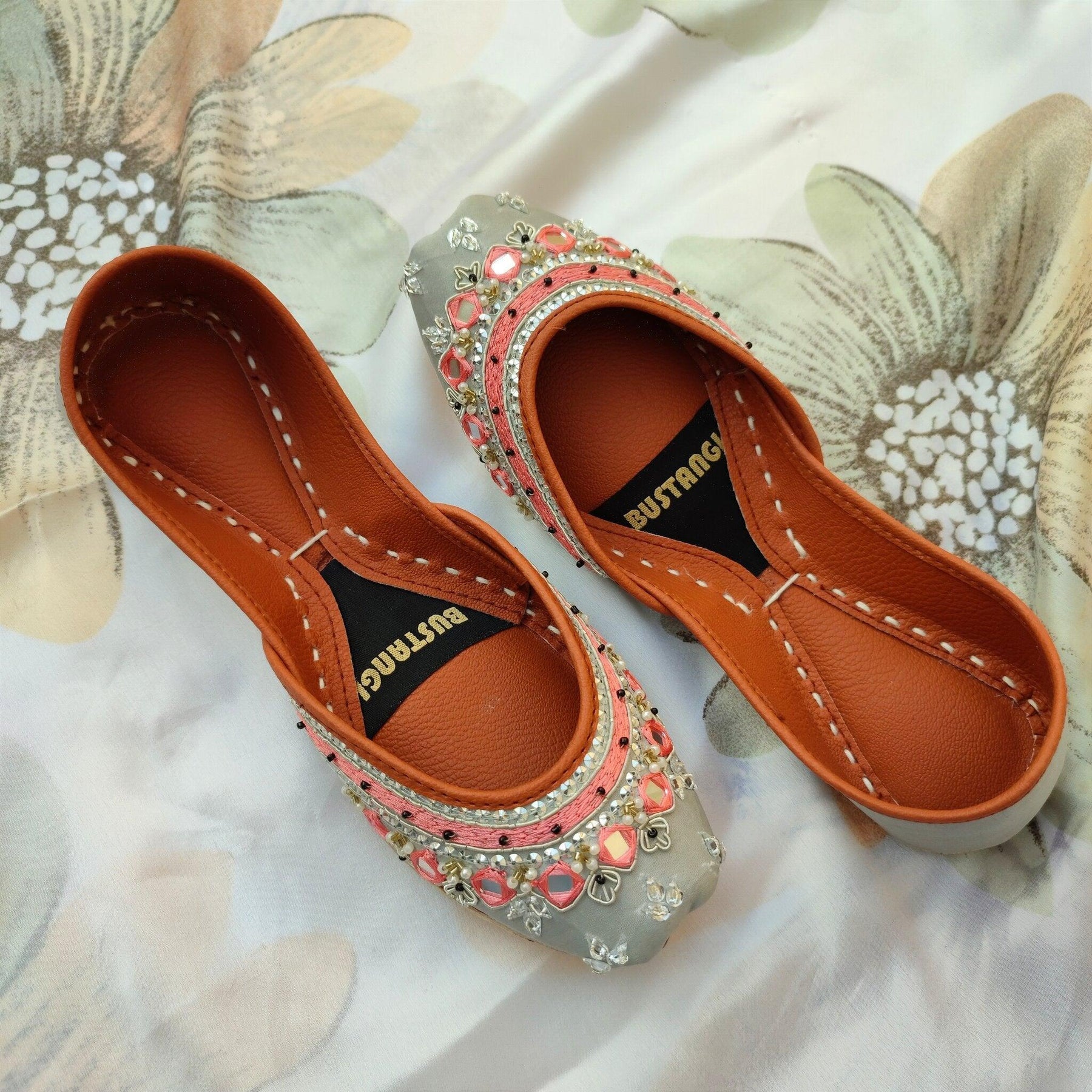 Anarkali Silver & Black Khussa For Women