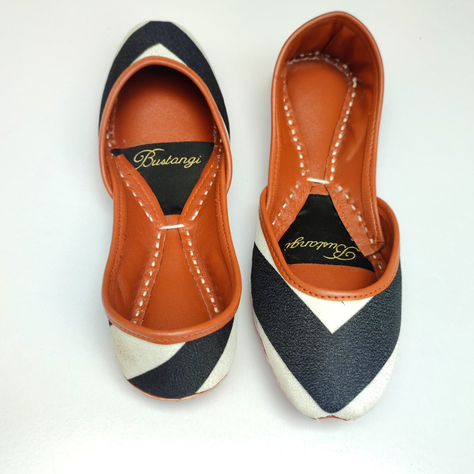 Black Ziggy Casual Khussa For Women