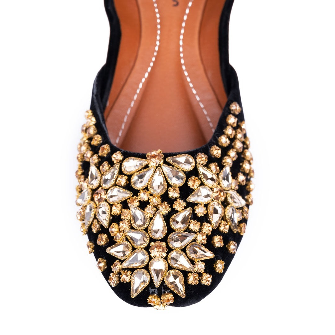 Pearl Embroidered Multani Women Khussa