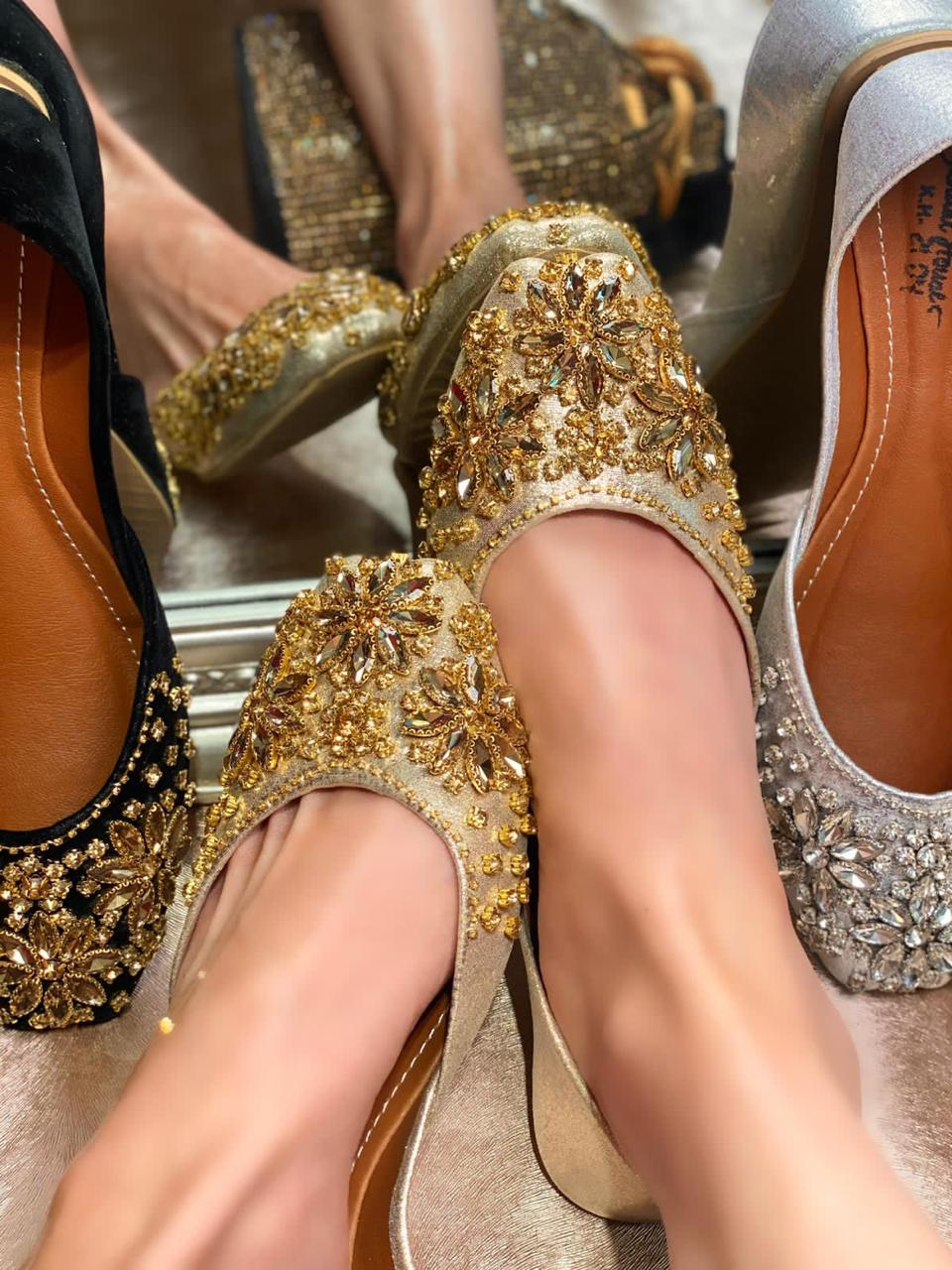 Pearl Embroidered Multani Women Khussa