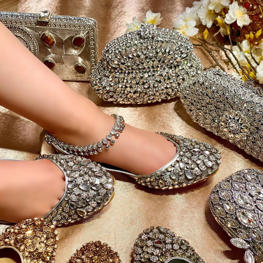 Bridal Kundan Embellished Women Khussa