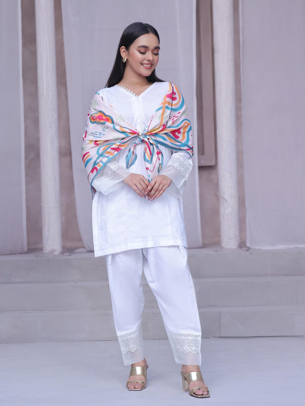 Khuwab Scarf – Elegant Shamoz Silk For Women