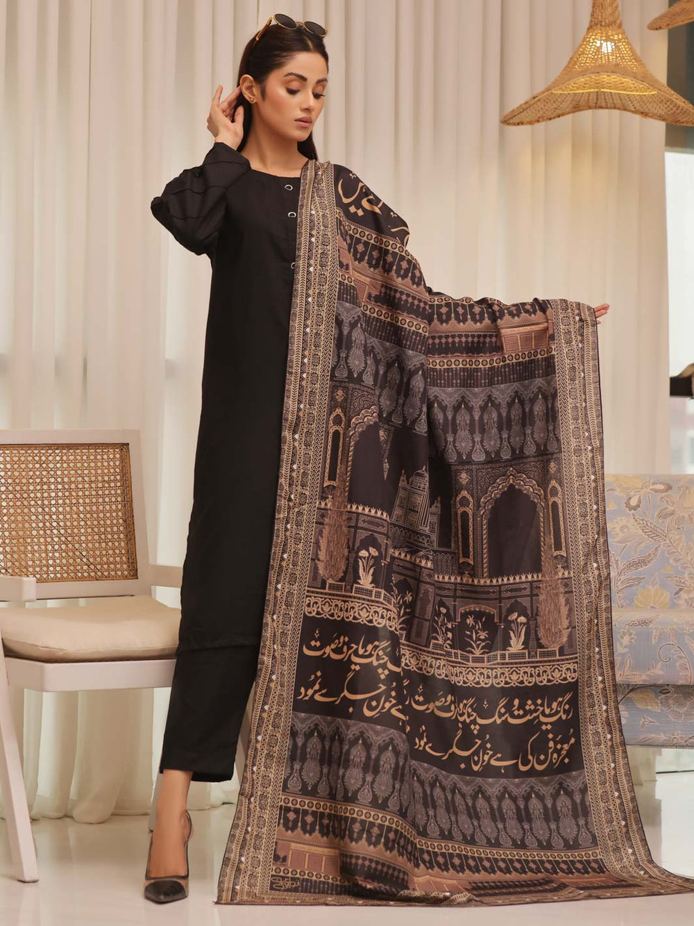 Calligraphed Odhni – Where Words Become Wear For Women