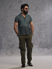 Cotton Button-Down Shirt – Timeless & Inclusive For Unisex
