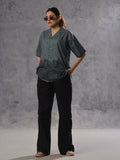 Cotton Button-Down Shirt – Timeless & Inclusive For Unisex