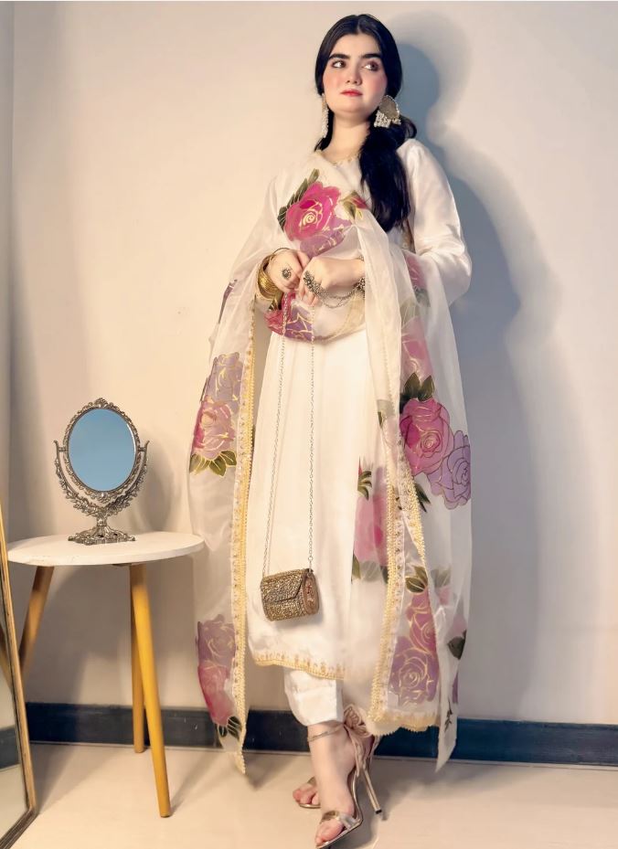Luxury Embroidered Tassel Silk 3-Piece Suit For Women