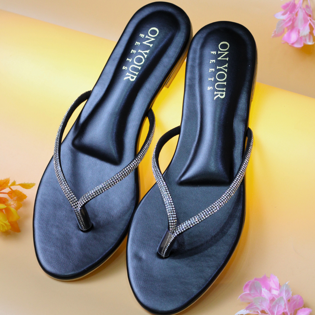Kiara Black Comfortable Flip-Flops For Women