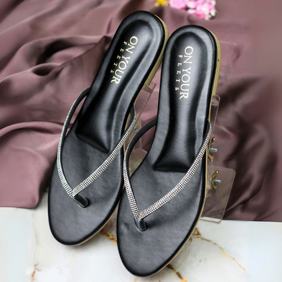 Kiara Black Comfortable Flip-Flops For Women