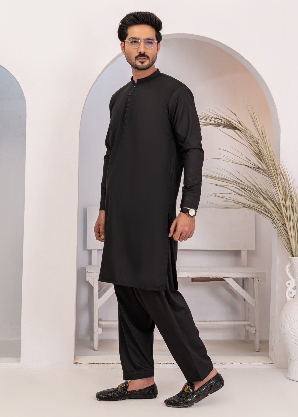 Classic Black Wash & Wear 2-Piece Suit for Men