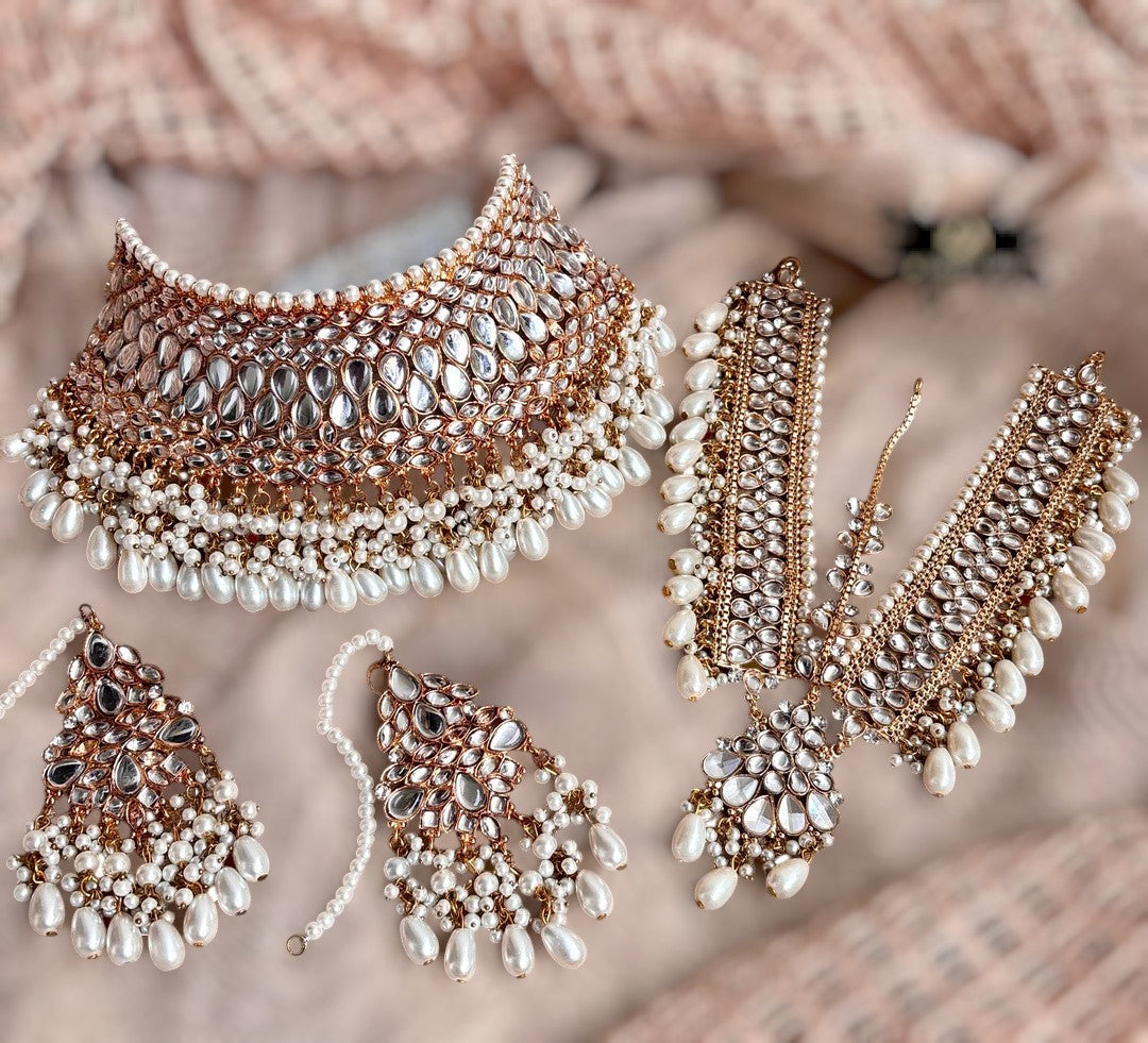 Aabroo Bridal Collar Set – Luxury Bridal Jewelry For Women