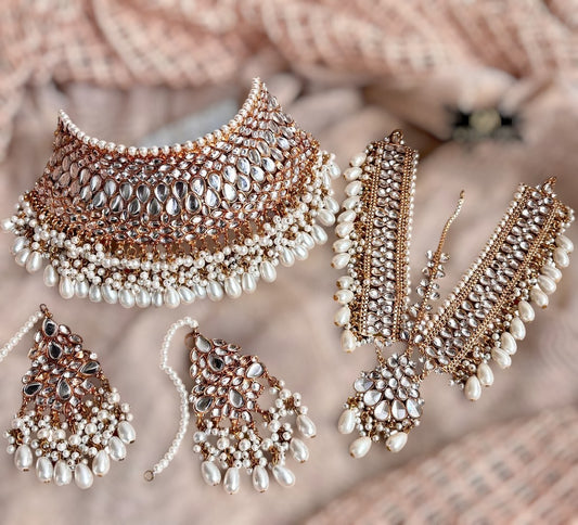 Aabroo Bridal Collar Set – Luxury Bridal Jewelry For Women