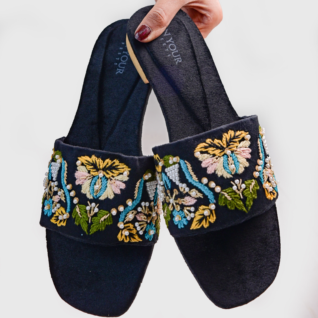 Exclusive Handcrafted Black Footwear For Women