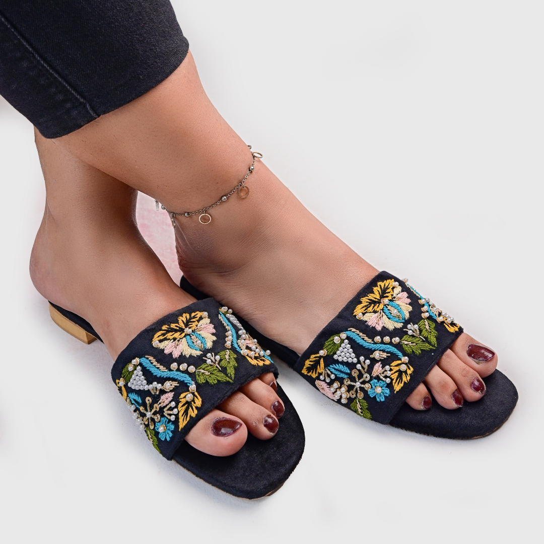 Exclusive Handcrafted Black Footwear For Women