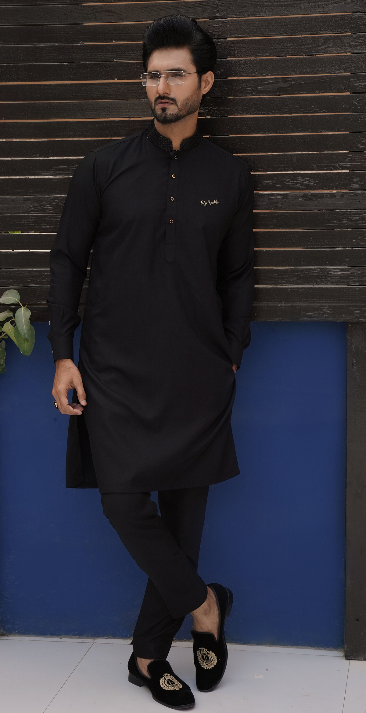 Black Color Collar & Signature Embroidered Kurta Pajama For Men