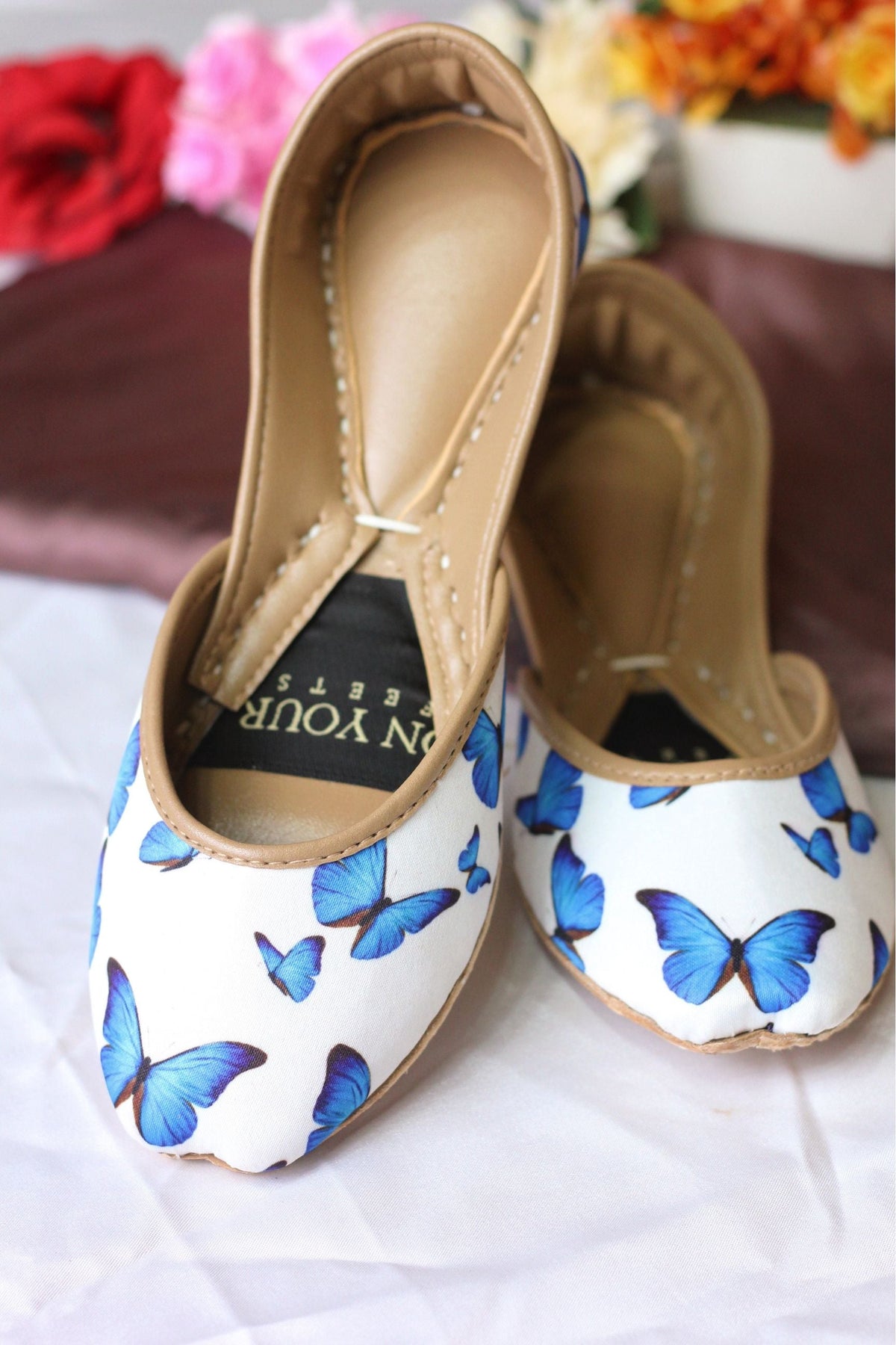 Lilac Serenade – Floral Printed Khussa For Women