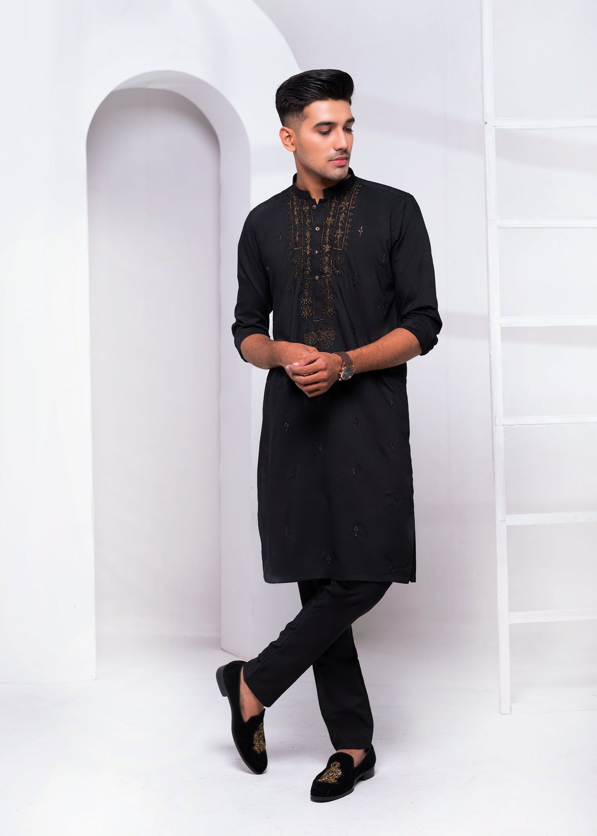 Black Color Zari Embroidered Kurta Pajama For Men