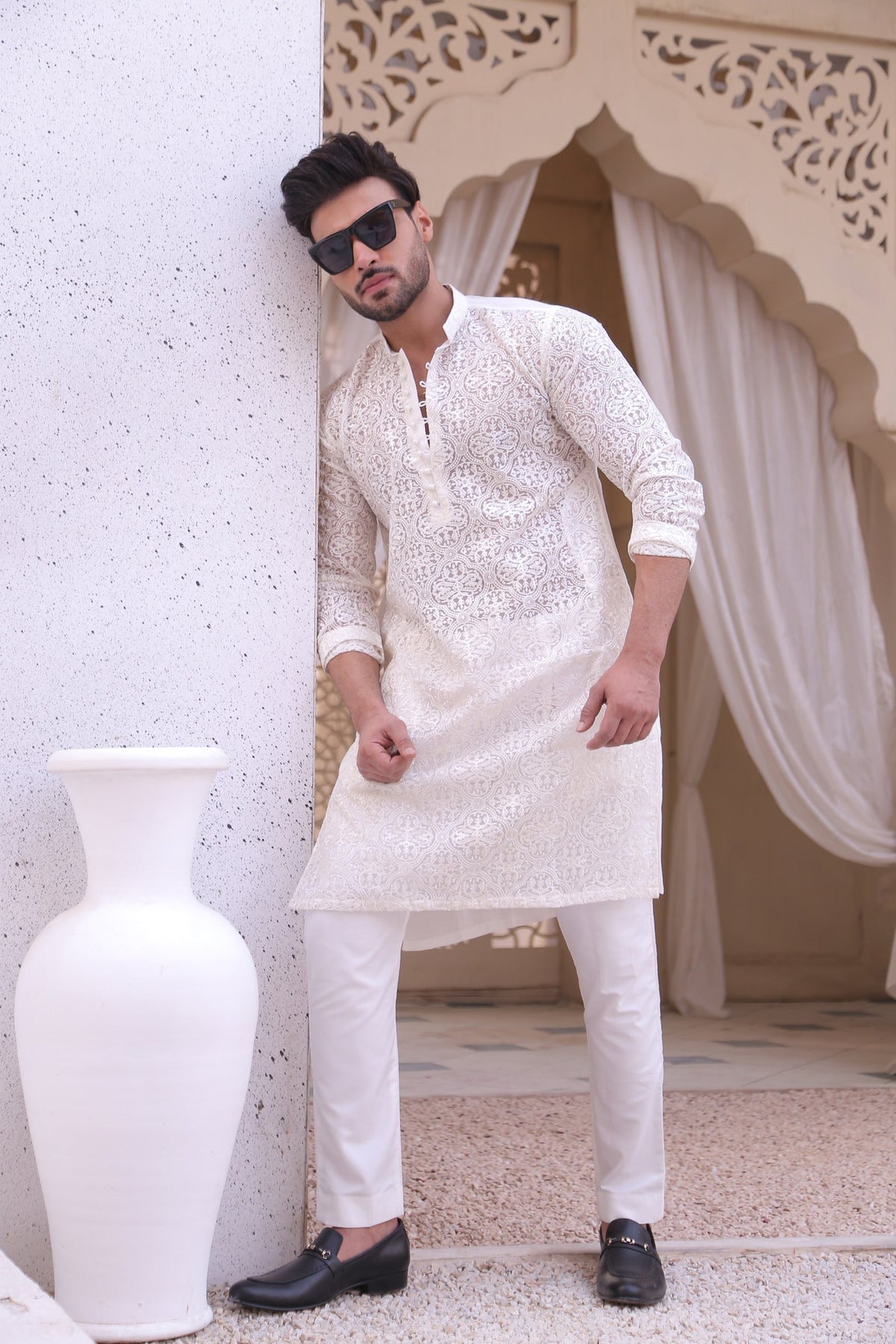 White Color Chicken Kari Embroidery Work Kurta Pajama For Men