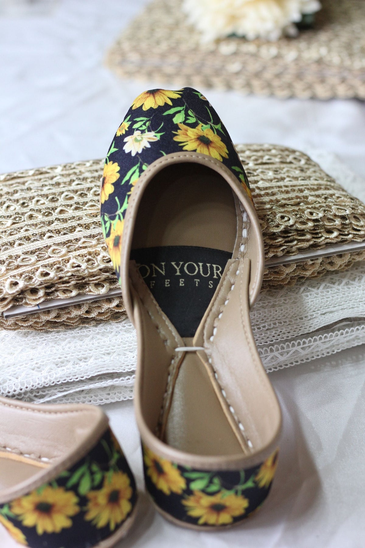 Sunflower Bloom – Floral Printed Khussa For Women