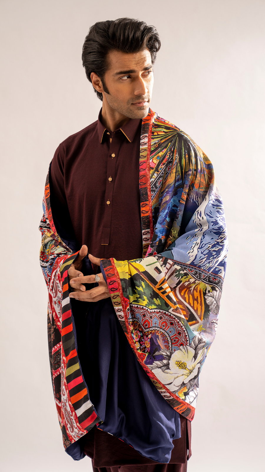 Luxury Men's Kani Odhni – Premium Traditional Shawl For Men