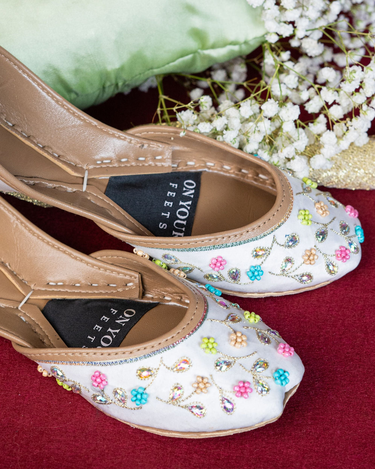 Ivory Blossom – Elegant Handcrafted Khussa For Women