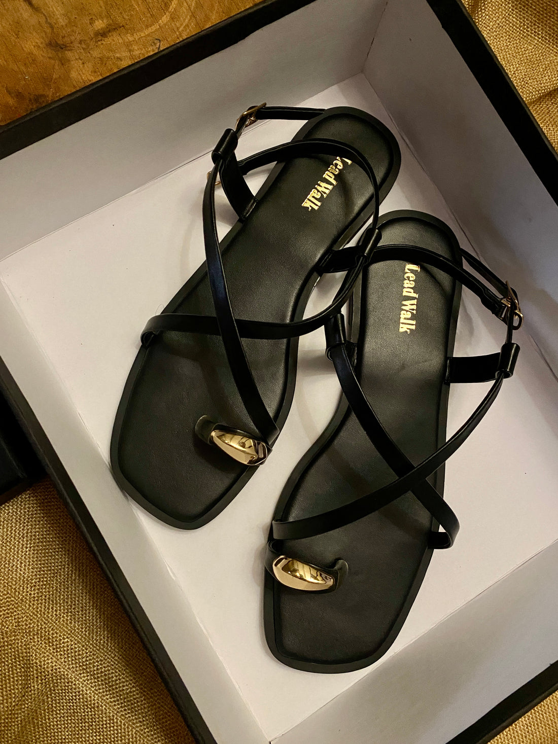 Brown & Black Strappy Toe-Ring Sandals – Stylish & Comfortable Flats For Women