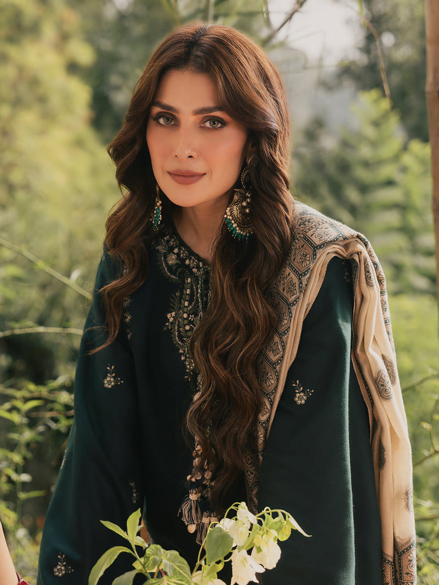 Aveen – Lacoste Green Embroidered Winter Suit For Women
