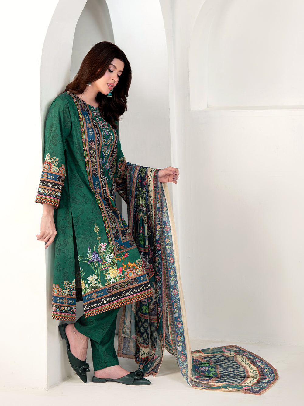 Elegant Emerald Green 3-Piece Printed Suit For Women