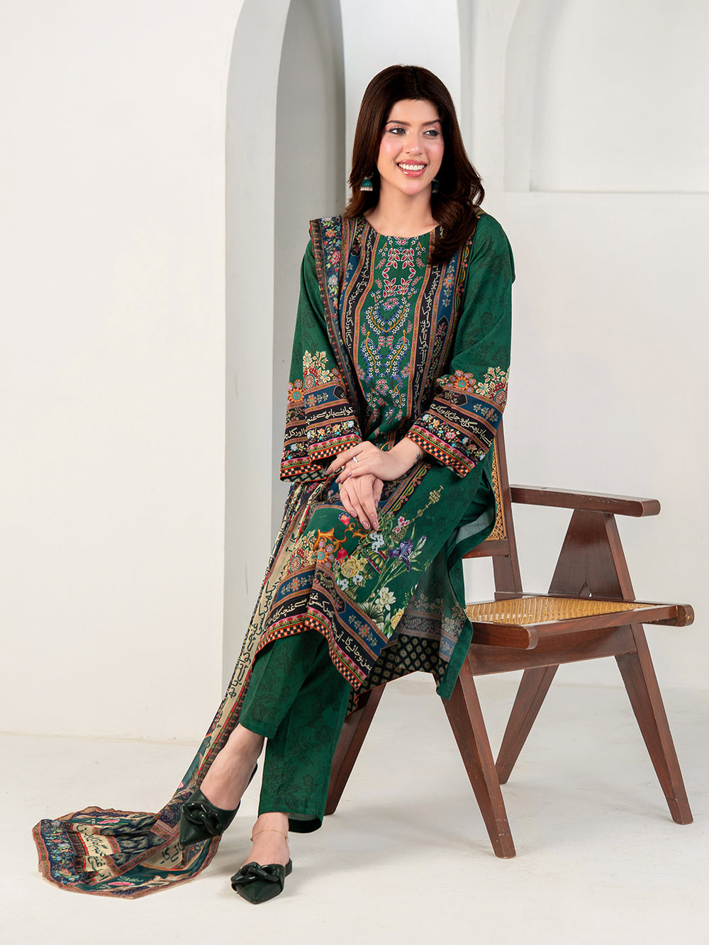 Elegant Emerald Green 3-Piece Printed Suit For Women