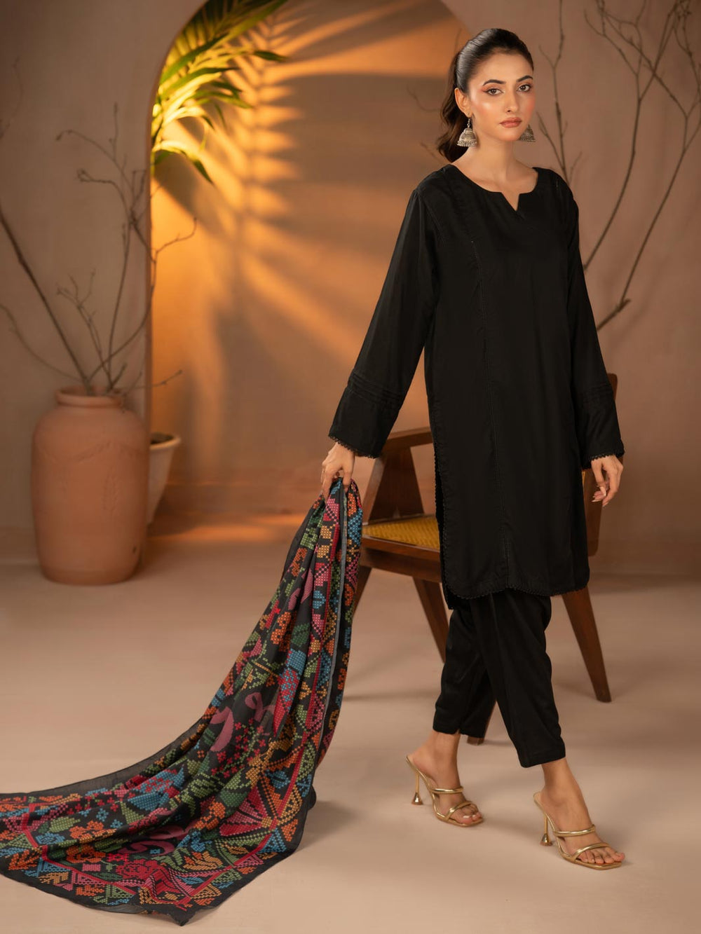 Calligraphed Odhni – Wear the Words For Women