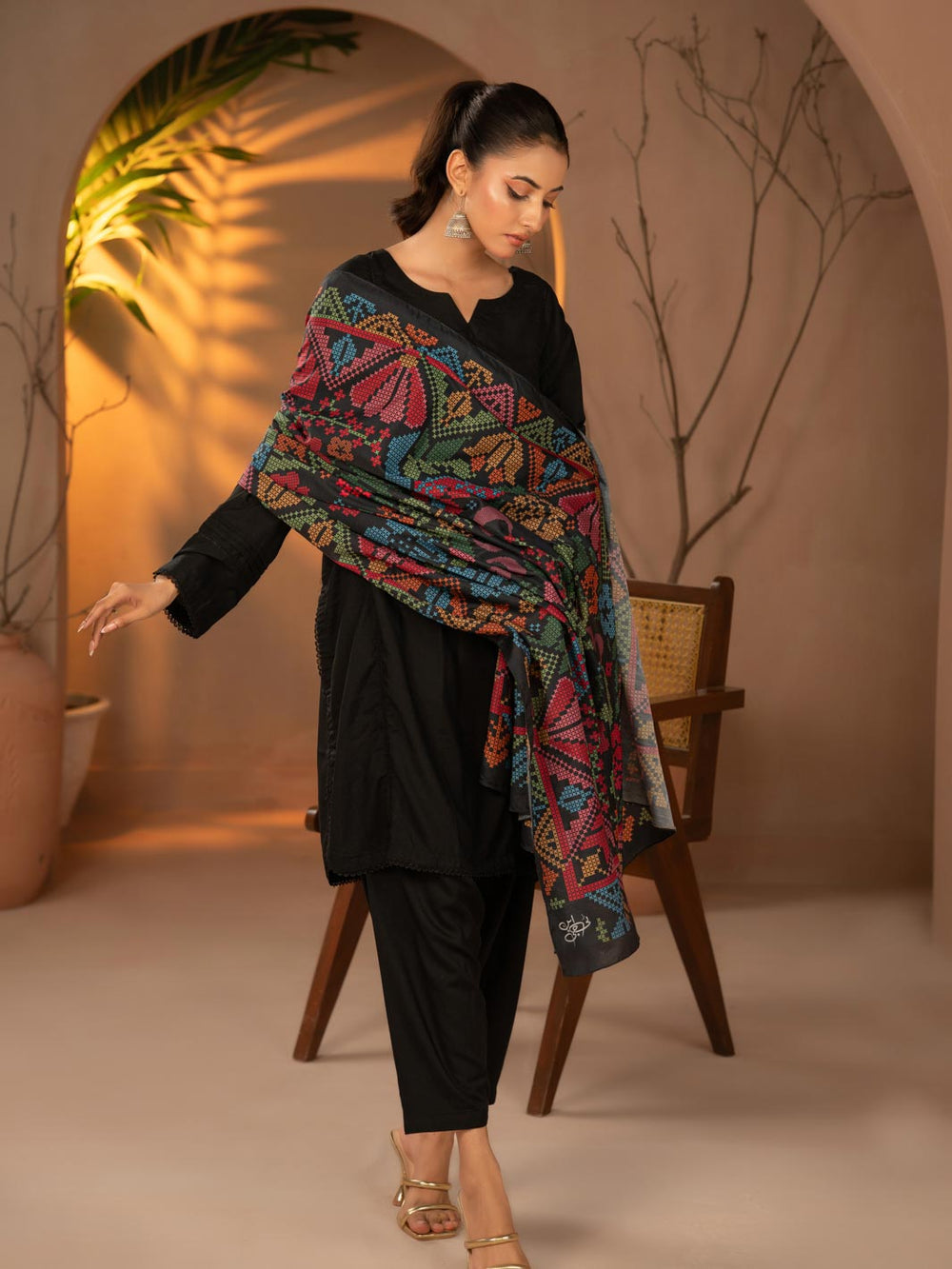 Calligraphed Odhni – Wear the Words For Women