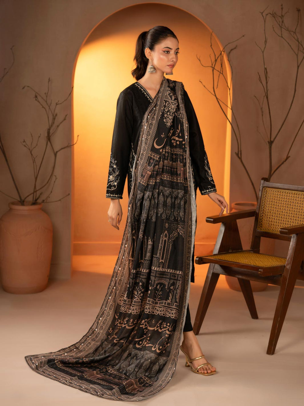 Calligraphed Odhni – Where Words Become Wear For Women