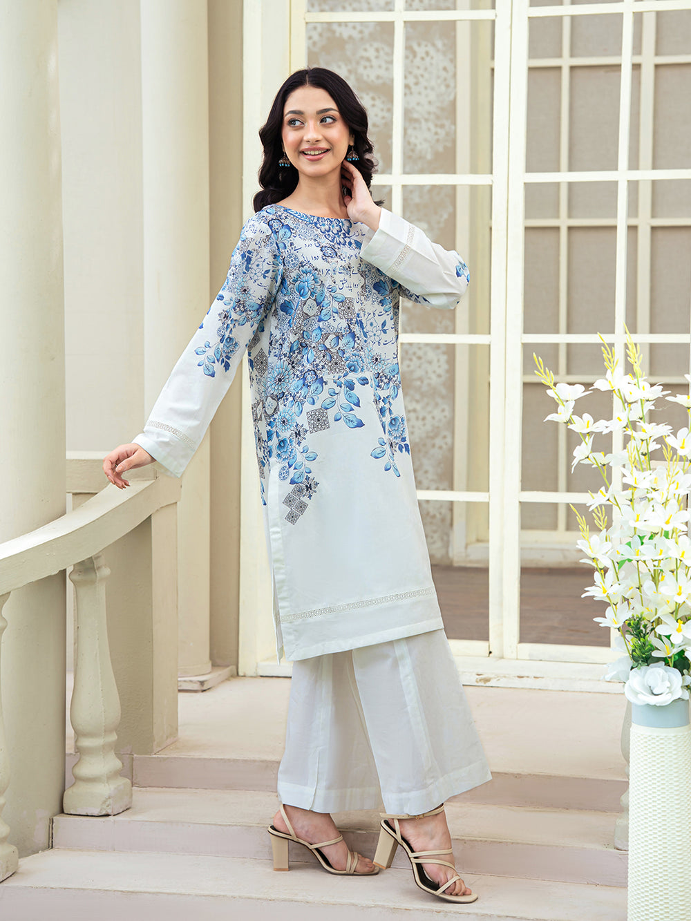 Ivory White 2-Piece Printed Suit with Blue Floral Design For Women