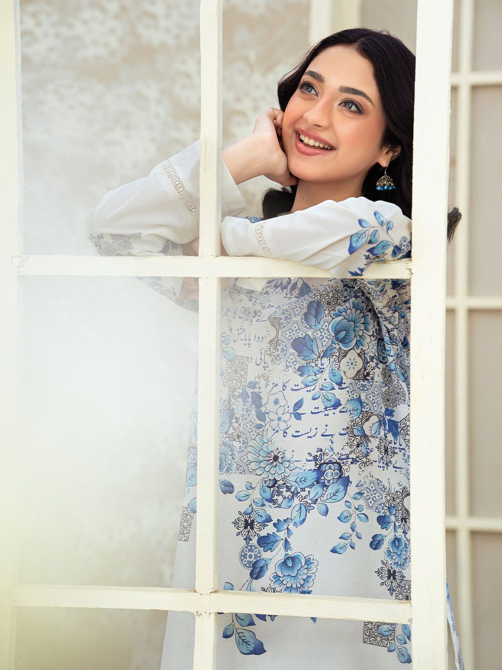 Ivory White 2-Piece Printed Suit with Blue Floral Design For Women