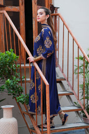 Mehr Navy Blue Silk Long Shirt Capri with Chiffon Dupatta For Women