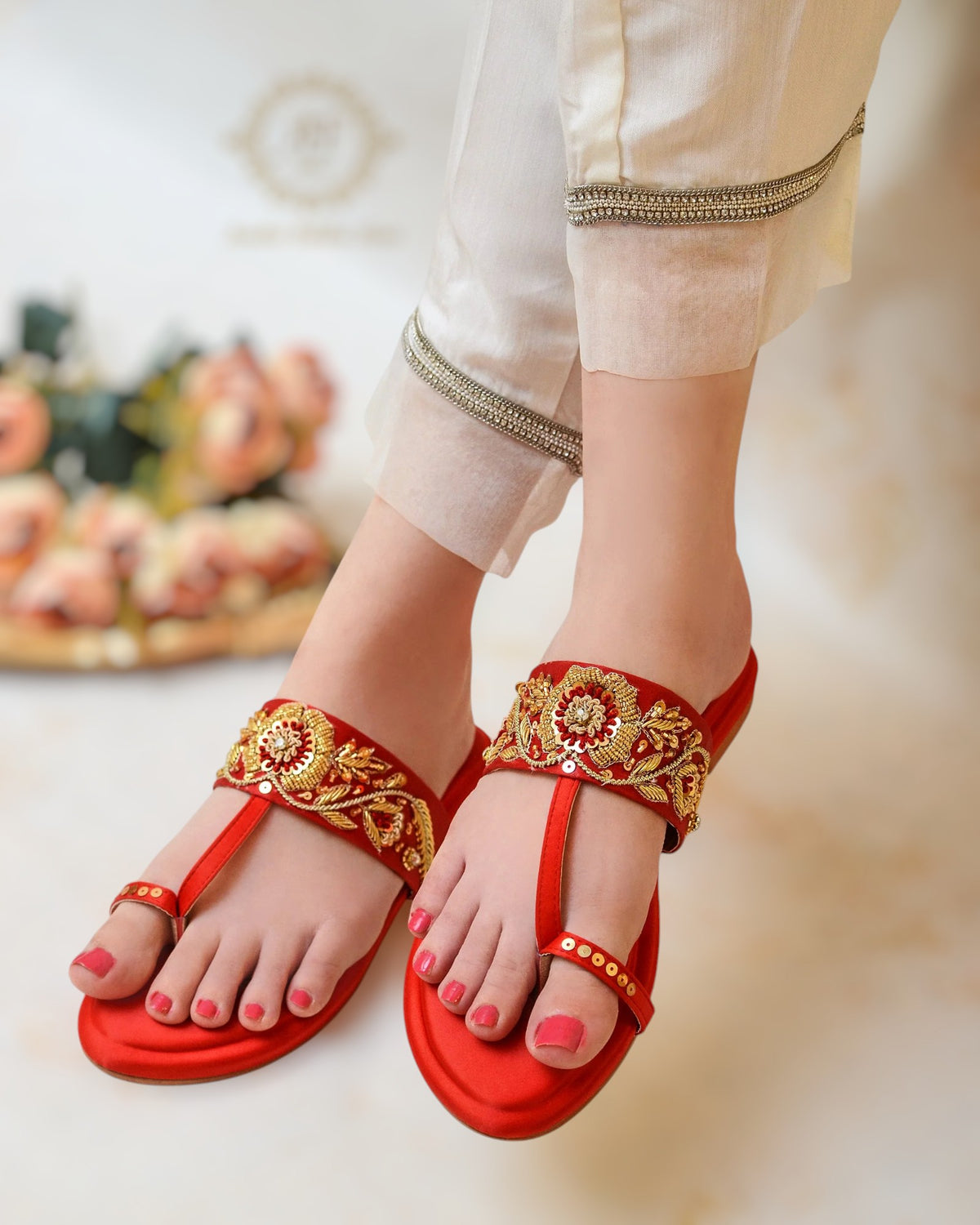Gulal Kohlapuris - Red Kohlapuris with Pure Golden Zardozi Work For Women